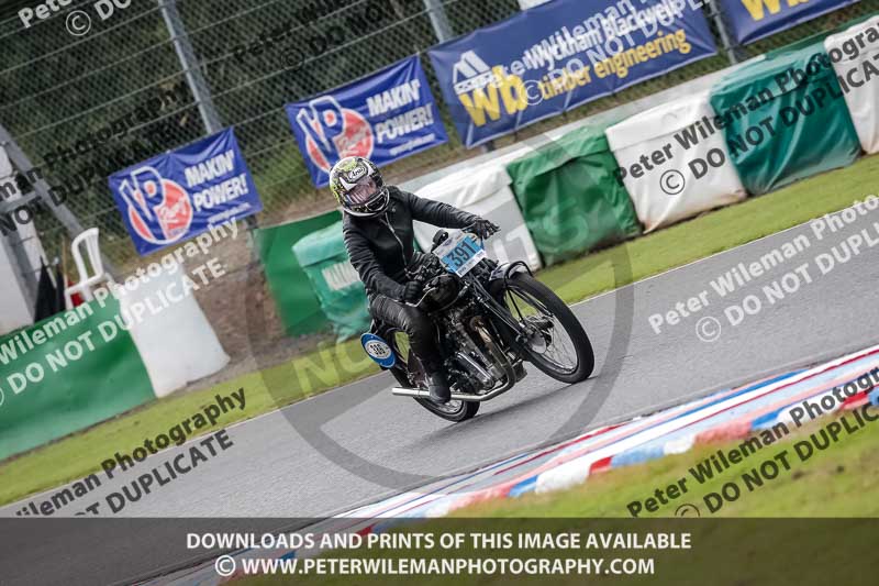 Vintage motorcycle club;eventdigitalimages;mallory park;mallory park trackday photographs;no limits trackdays;peter wileman photography;trackday digital images;trackday photos;vmcc festival 1000 bikes photographs